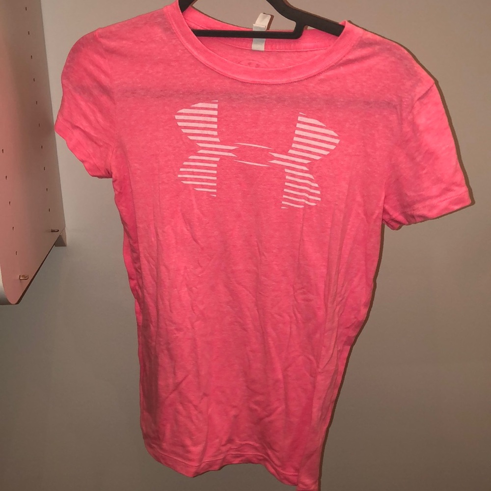 This is a Under Amor pink T-Shirt